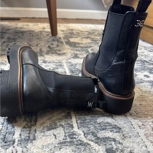 Sam Edelman Laguna Chelsea boot
